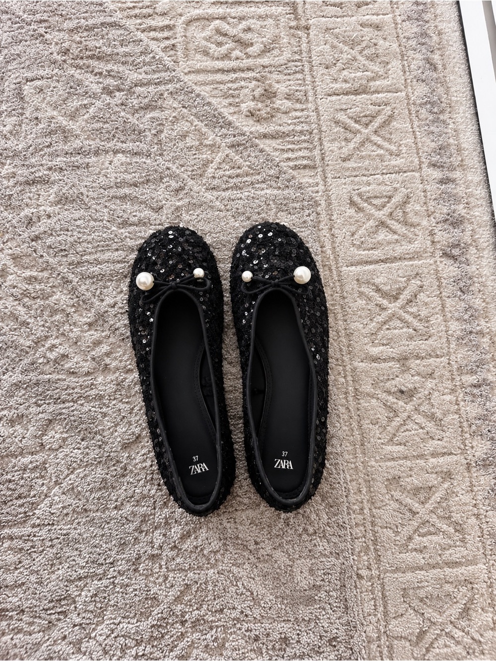 ZARA Black Sequin Pearl Ballet Flats